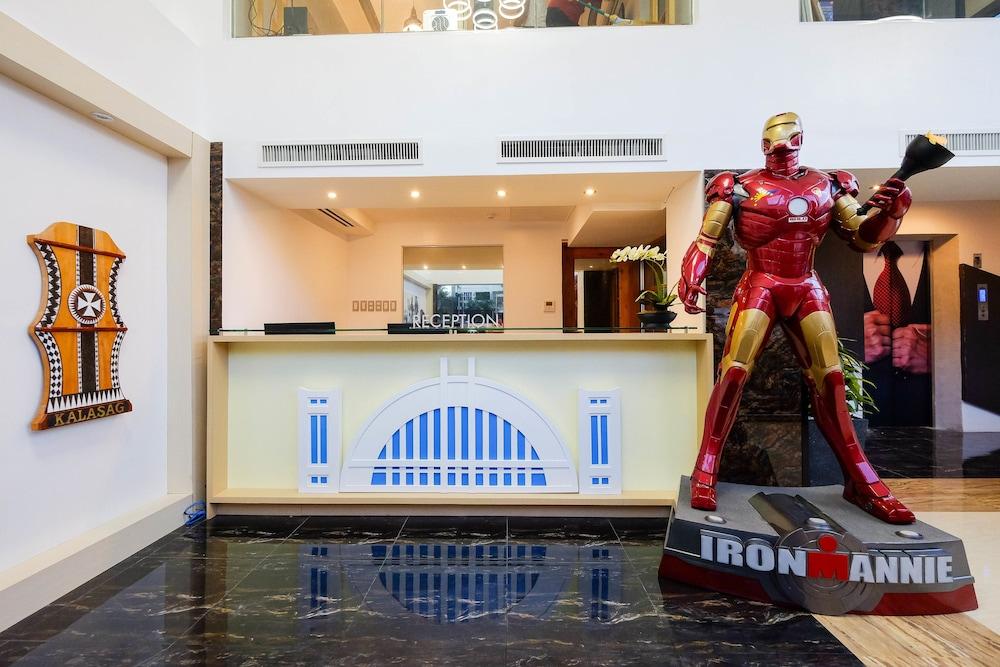 Heroes Hotel 3*