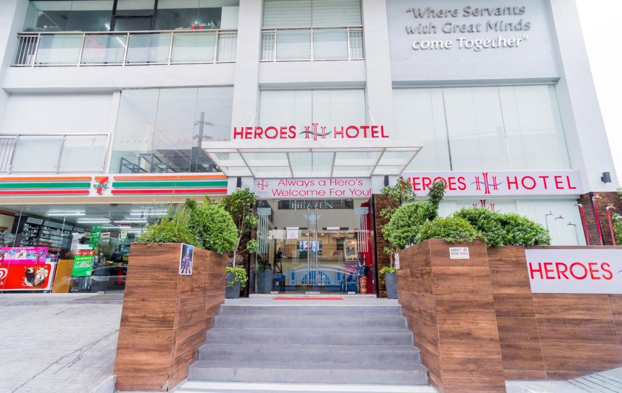 Hotel Heroes 3*
